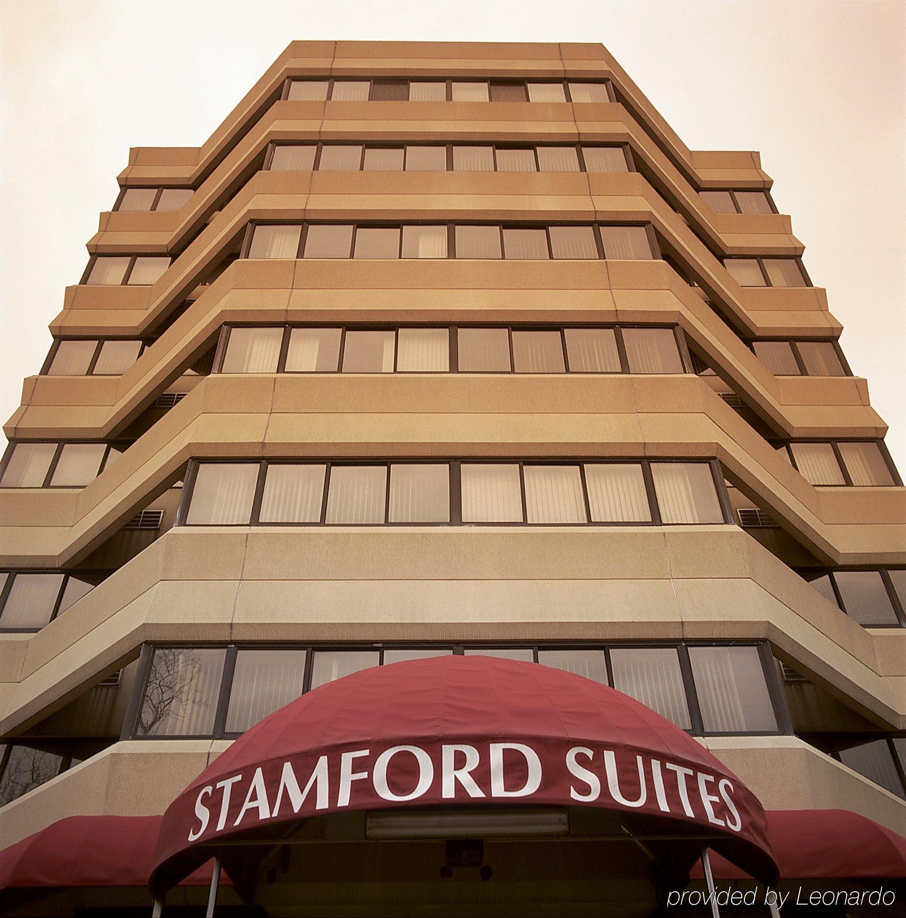 Stamford Suites Exterior photo